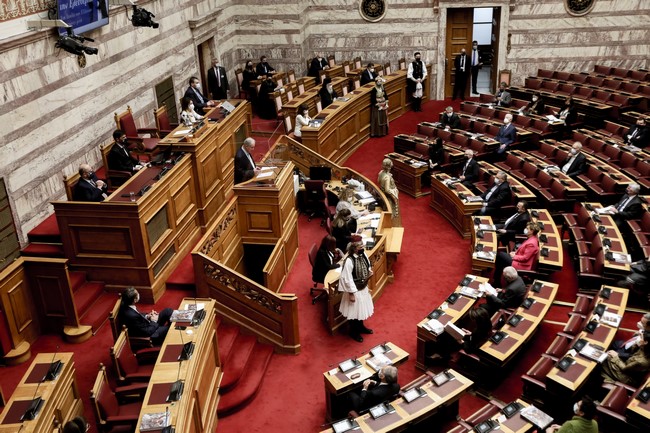 19042021vouli11