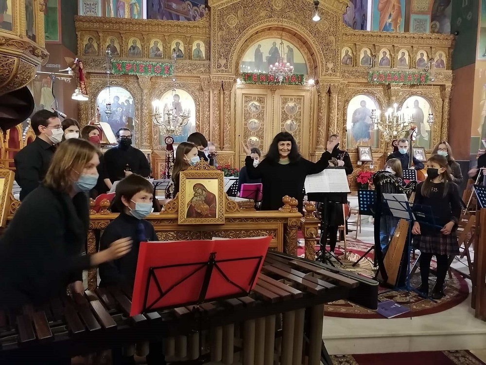 synaylia-faneromeni3